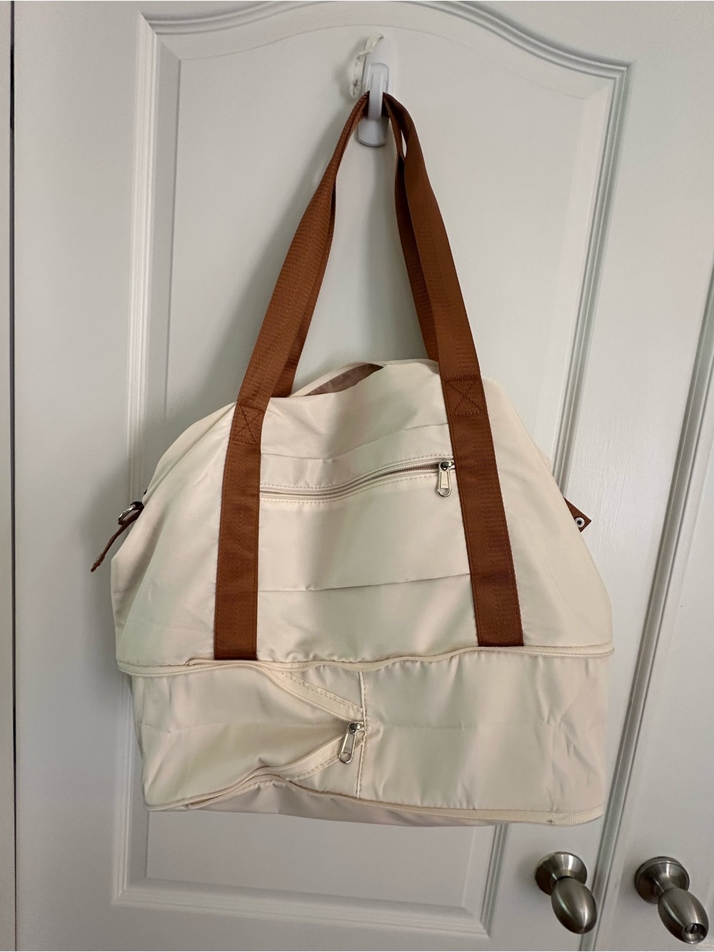 Coolife Expandable Weekender Bag  Cream with Bronze Straps - Picture 7 of 10